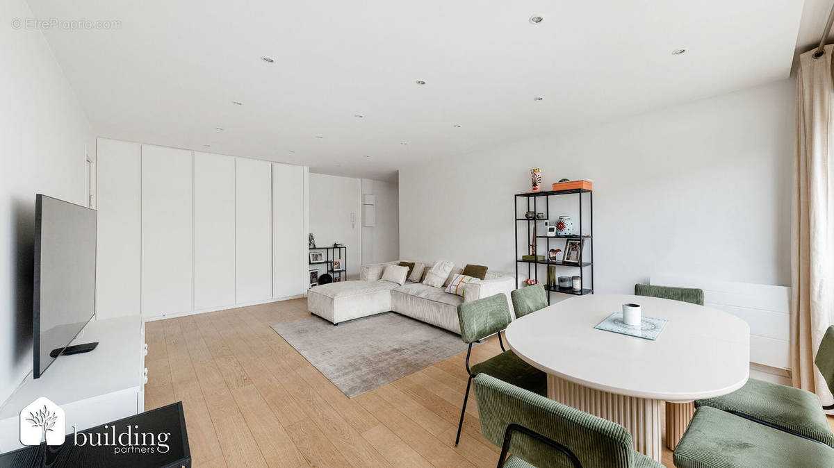 Appartement à LEVALLOIS-PERRET