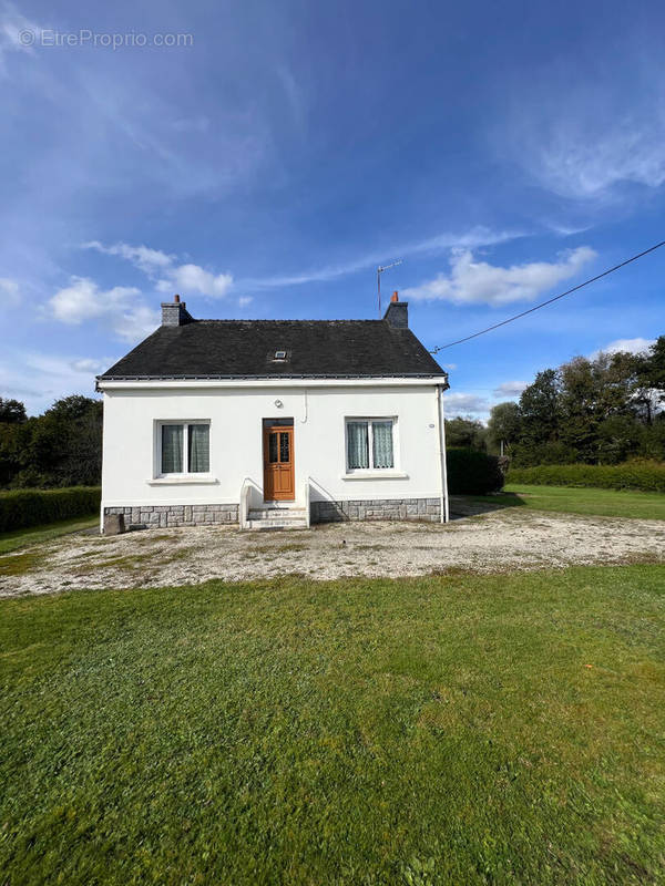 Maison à LANGUIDIC