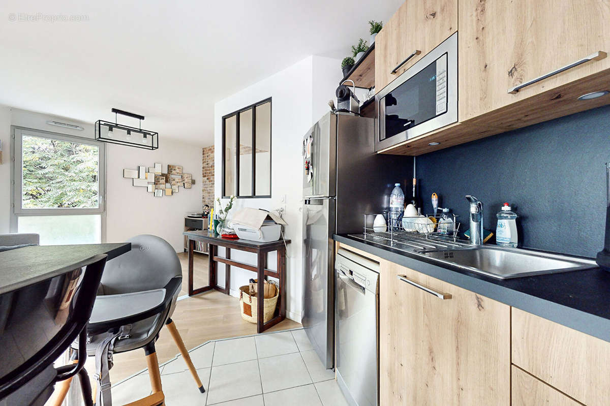 Appartement à AUBERVILLIERS