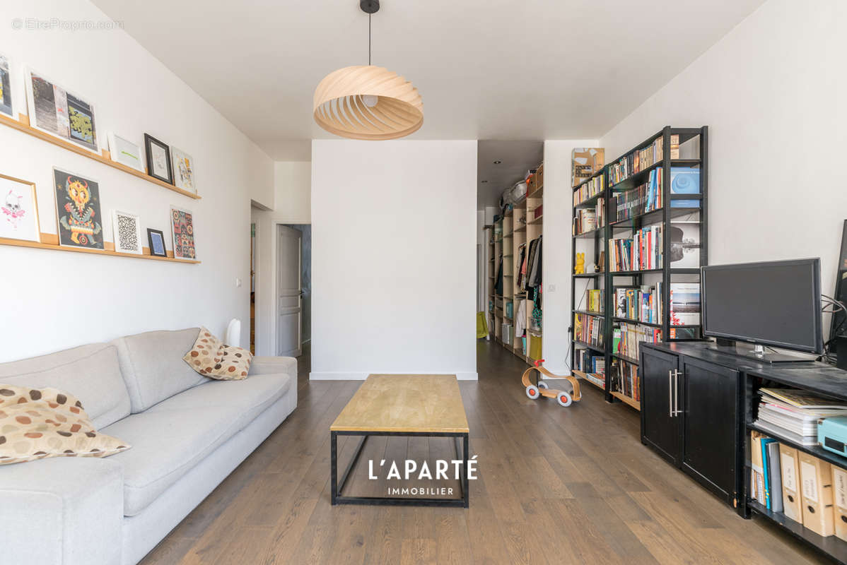 Appartement à MARSEILLE-6E