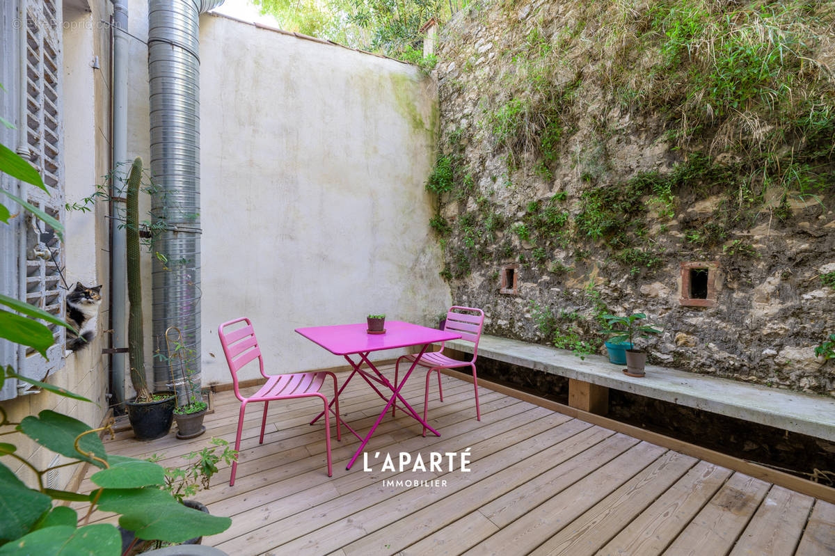 Appartement à MARSEILLE-6E