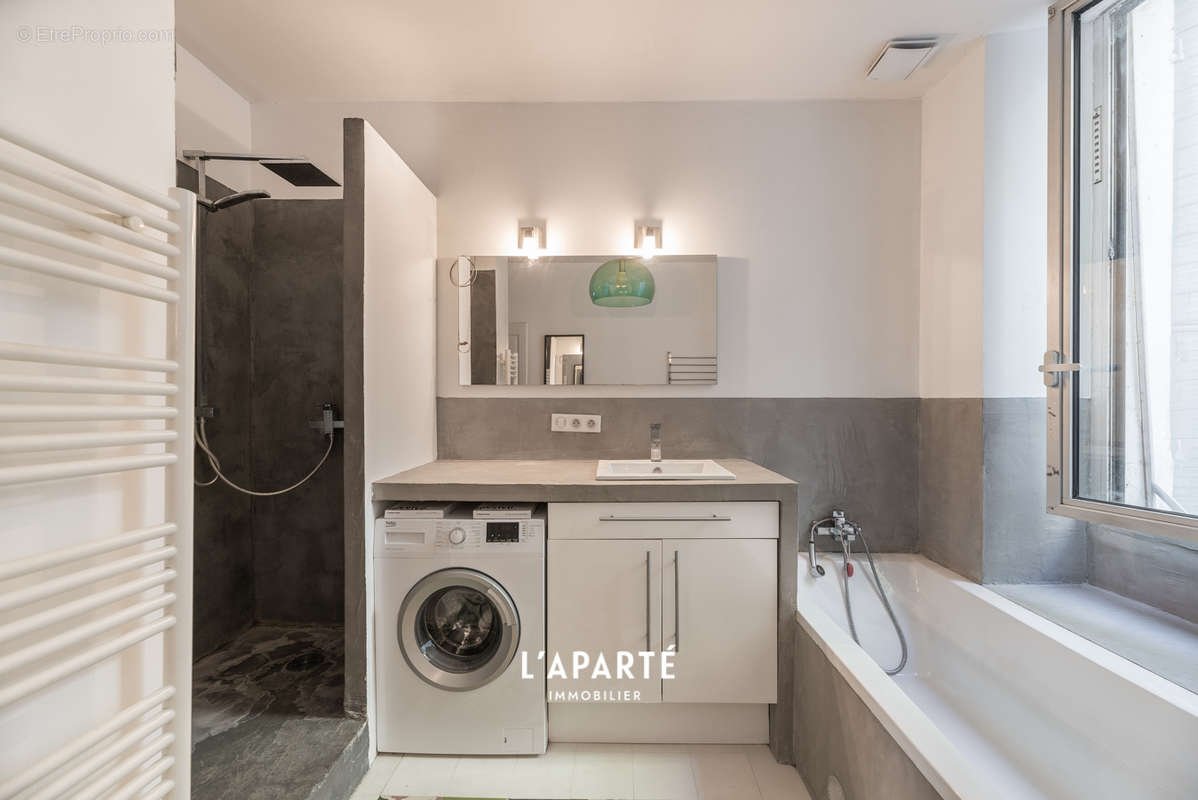 Appartement à MARSEILLE-6E