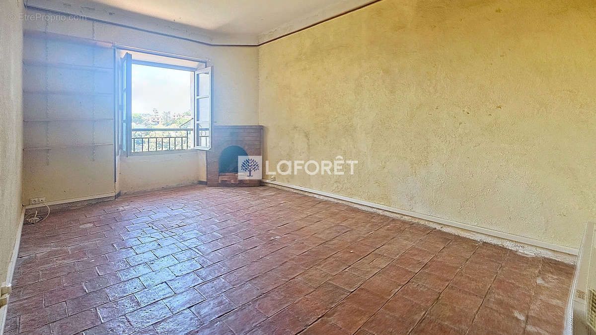 Appartement à CAGNES-SUR-MER