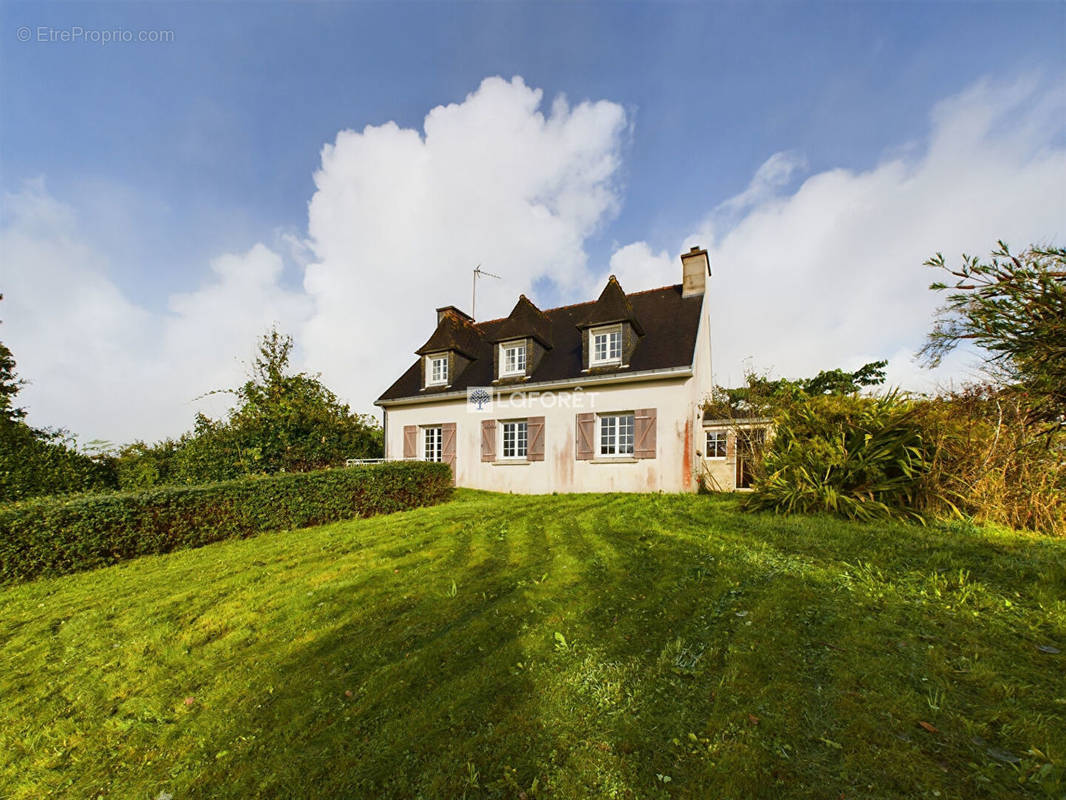 Maison à BRIEC