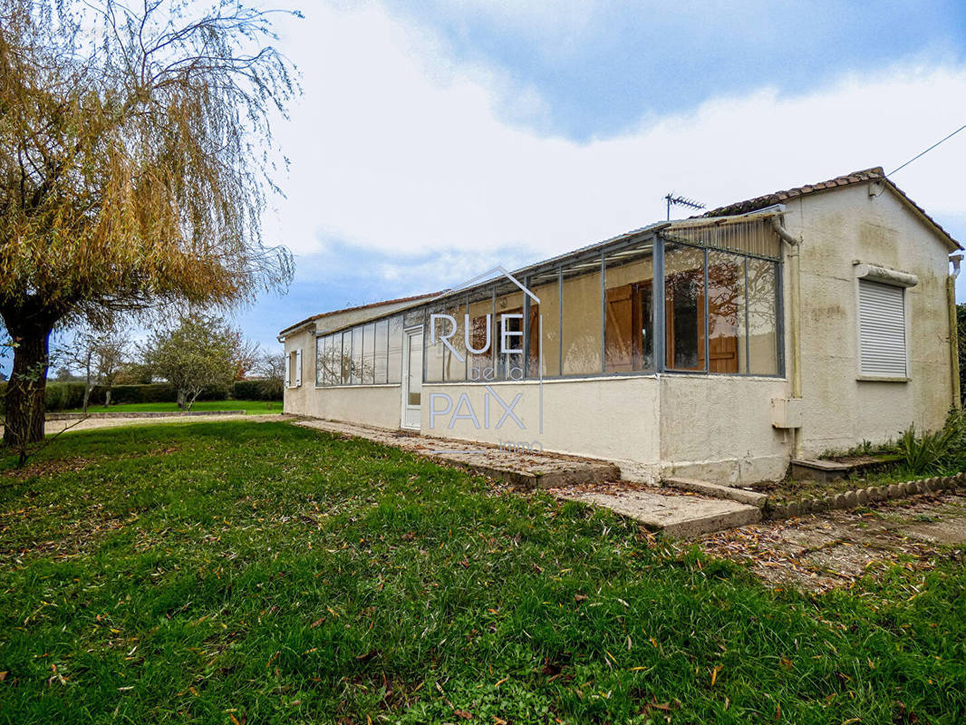 Maison à SAVIGNY-SOUS-FAYE