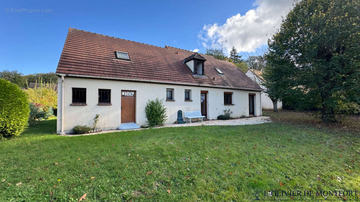 Maison à MONTFORT-L&#039;AMAURY