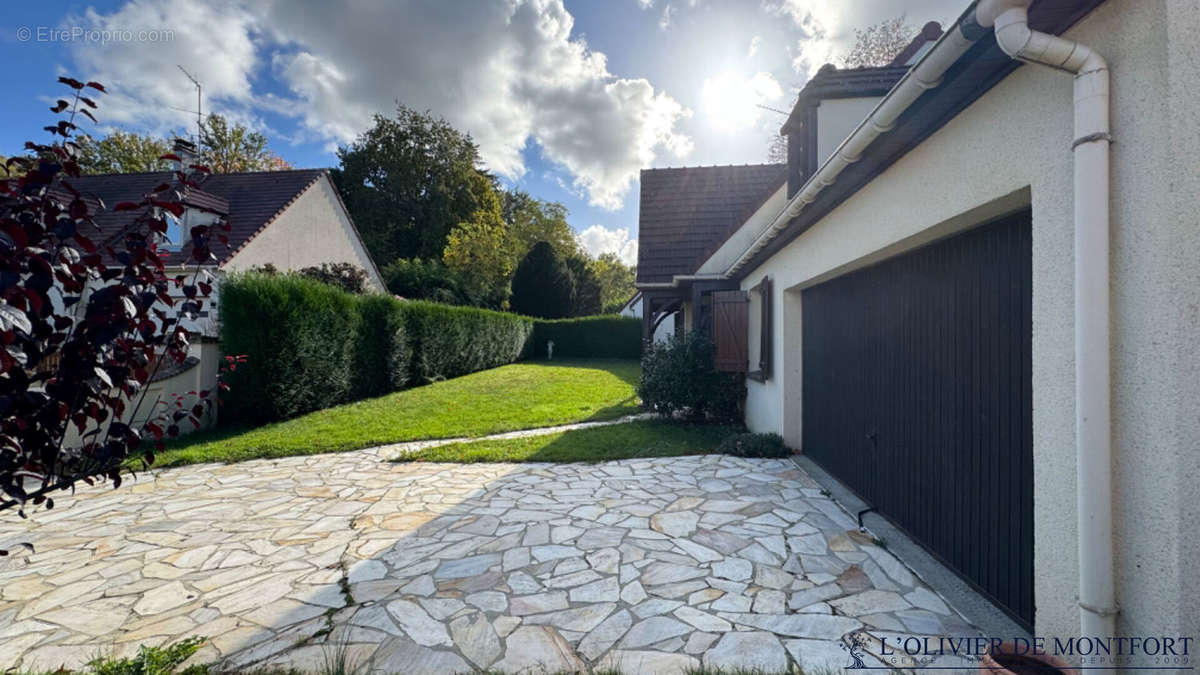 Maison à MONTFORT-L&#039;AMAURY