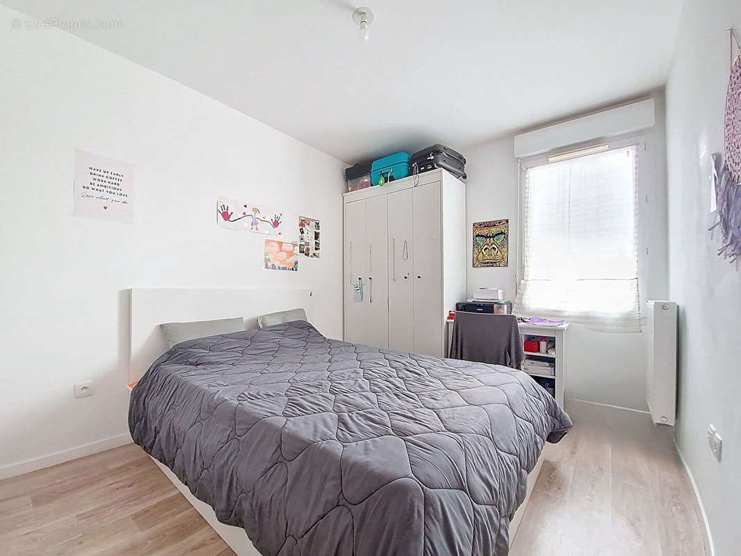 Appartement à VERNEUIL-SUR-SEINE