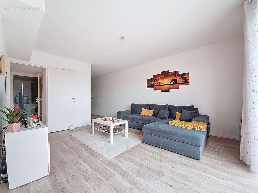 Appartement à VERNEUIL-SUR-SEINE