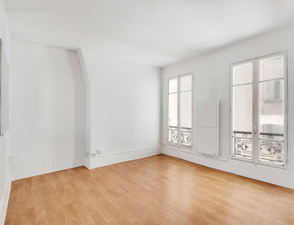 Photo 2 - Appartement à PARIS-10E