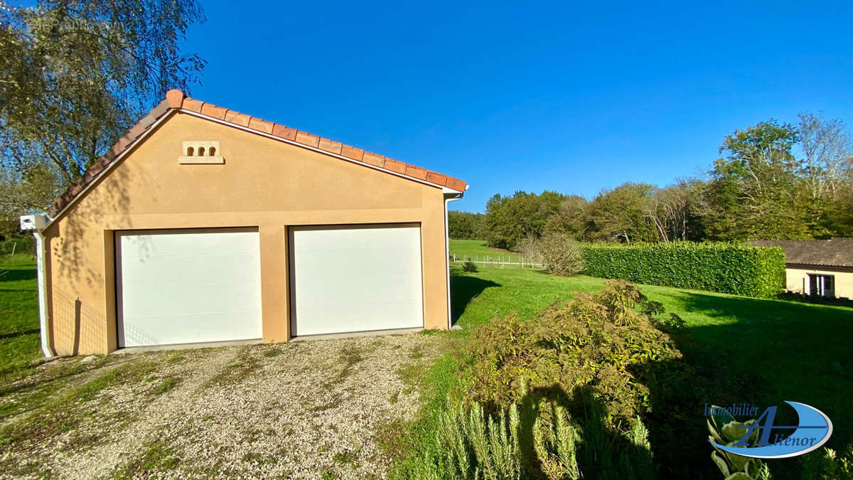 Maison à MARSAC-SUR-L&#039;ISLE