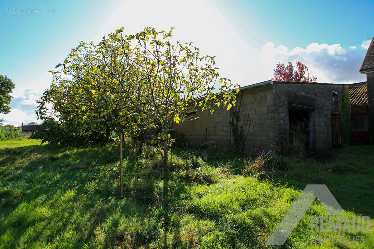 Maison à AIZENAY