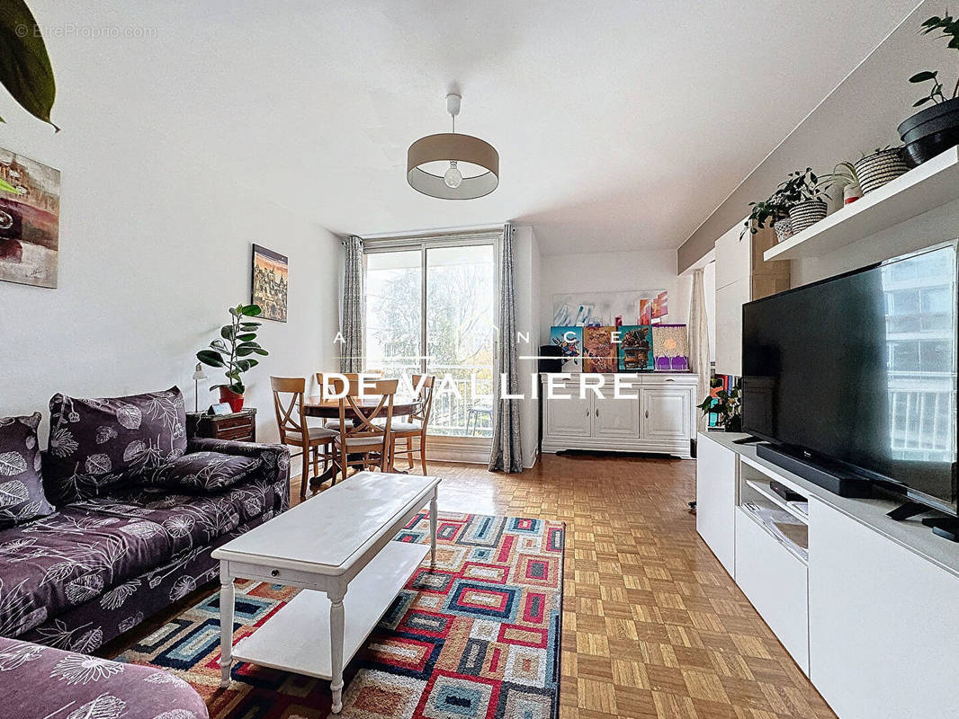 Appartement à RUEIL-MALMAISON