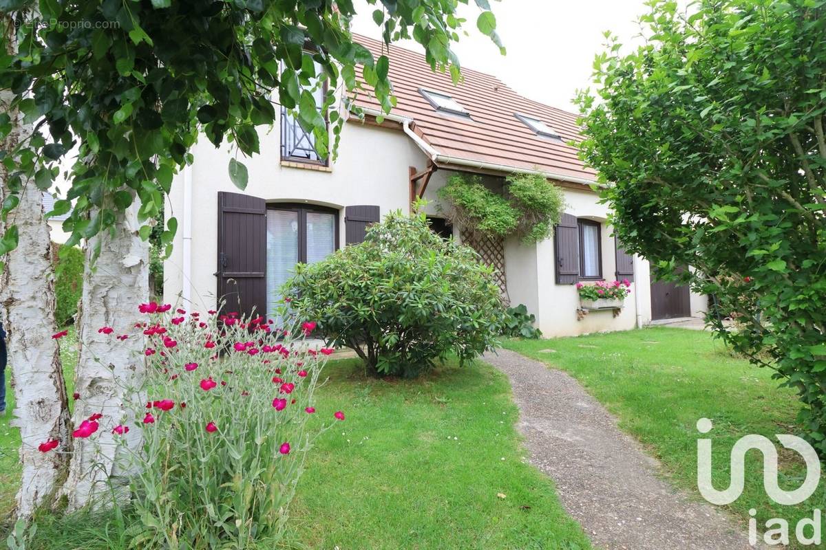 Photo 1 - Maison à SAINT-REMY-LES-CHEVREUSE