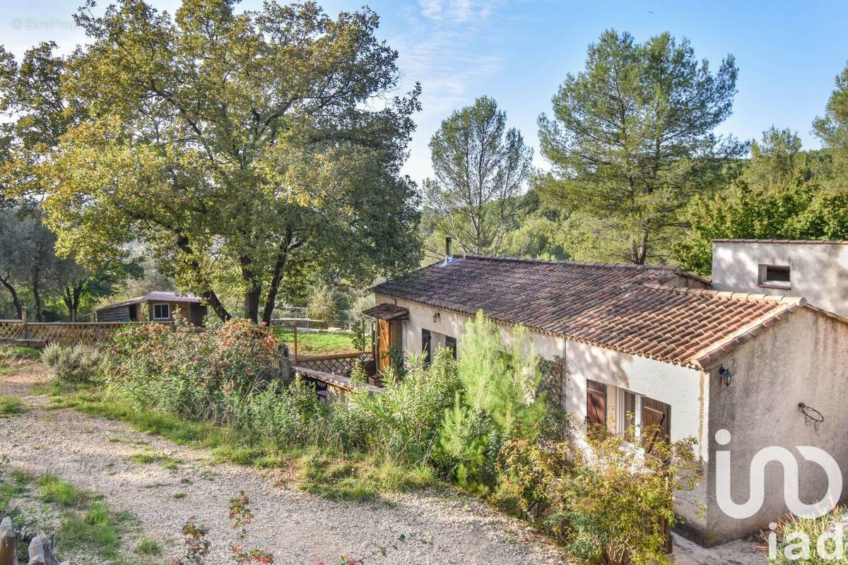 Photo 1 - Maison à LA BOUILLADISSE