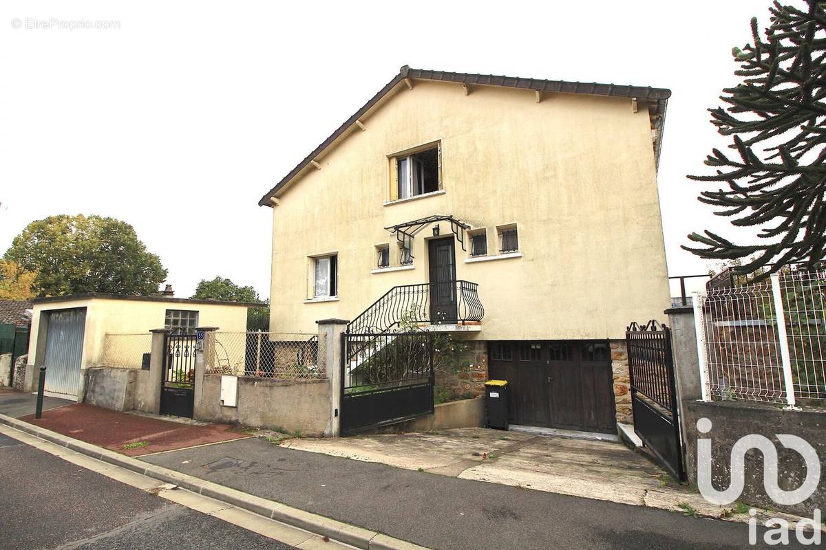 Photo 1 - Maison à CORBEIL-ESSONNES