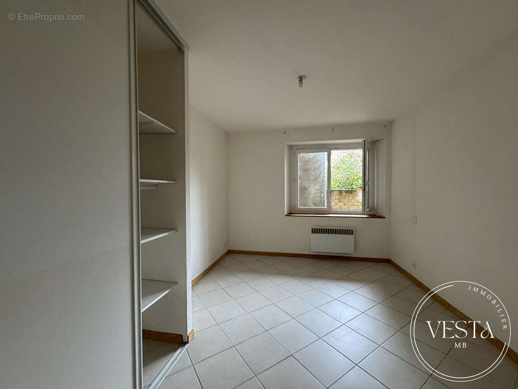 Appartement à FRESNE-SAINT-MAMES