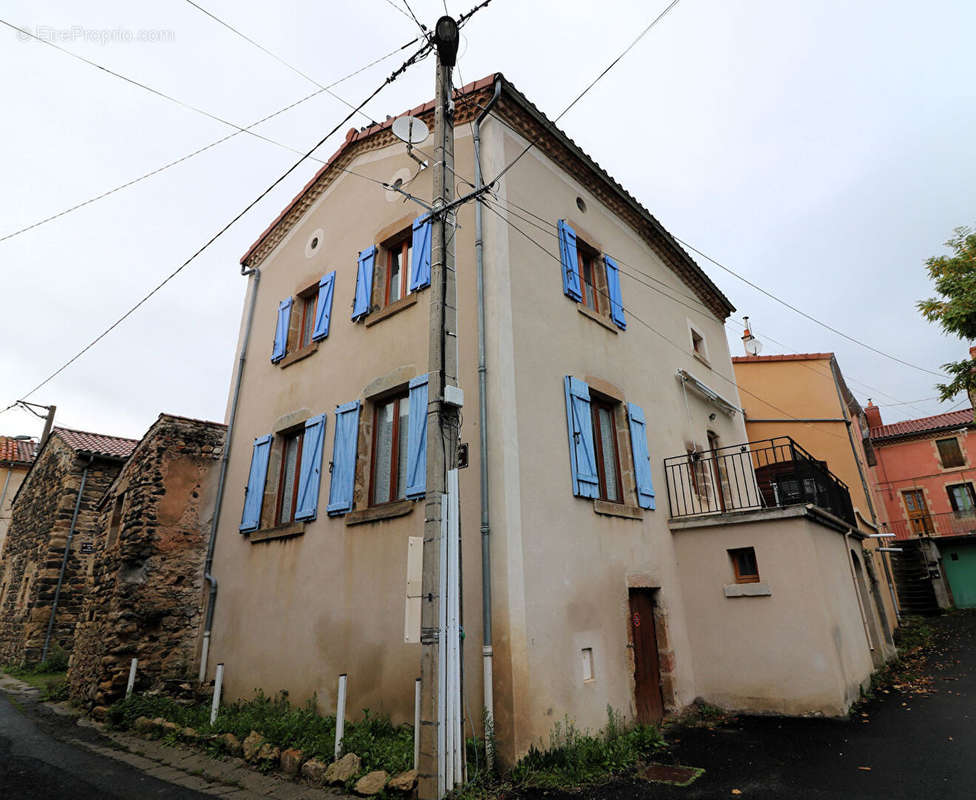 Maison à BOUDES