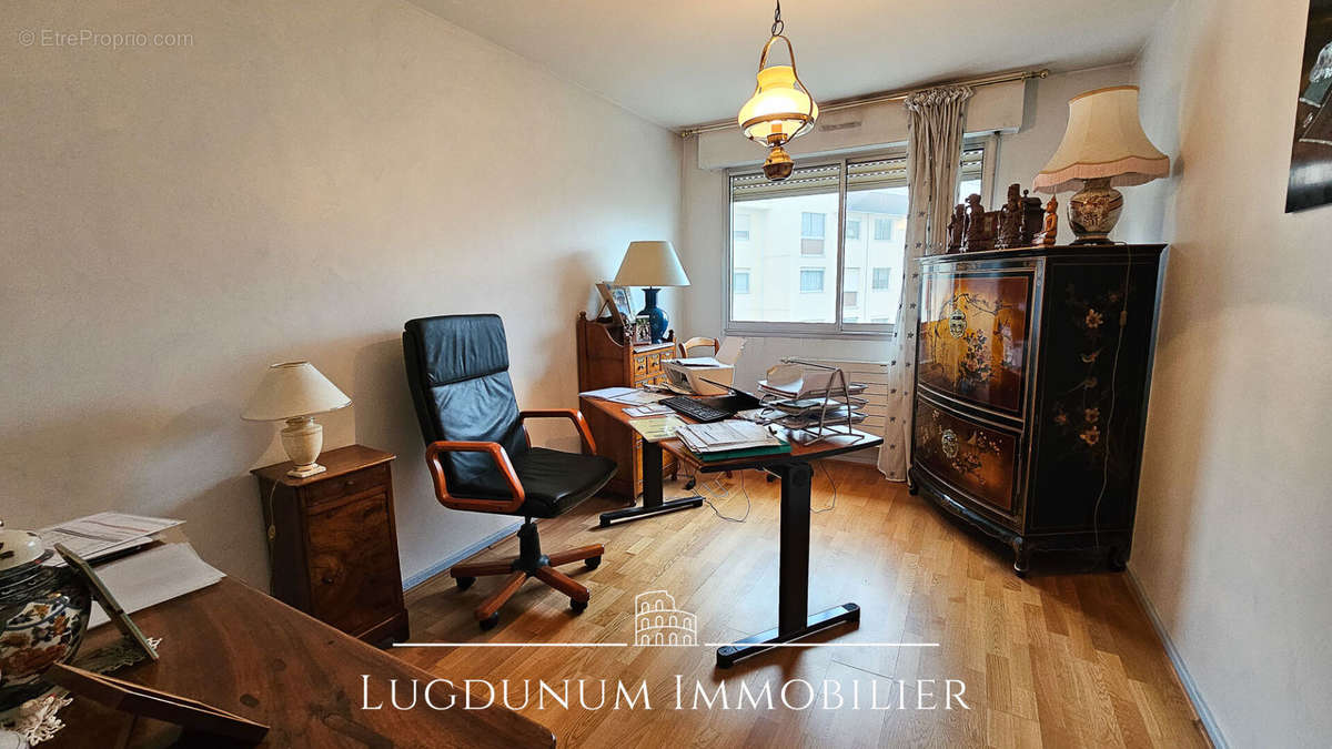 Appartement à LYON-9E