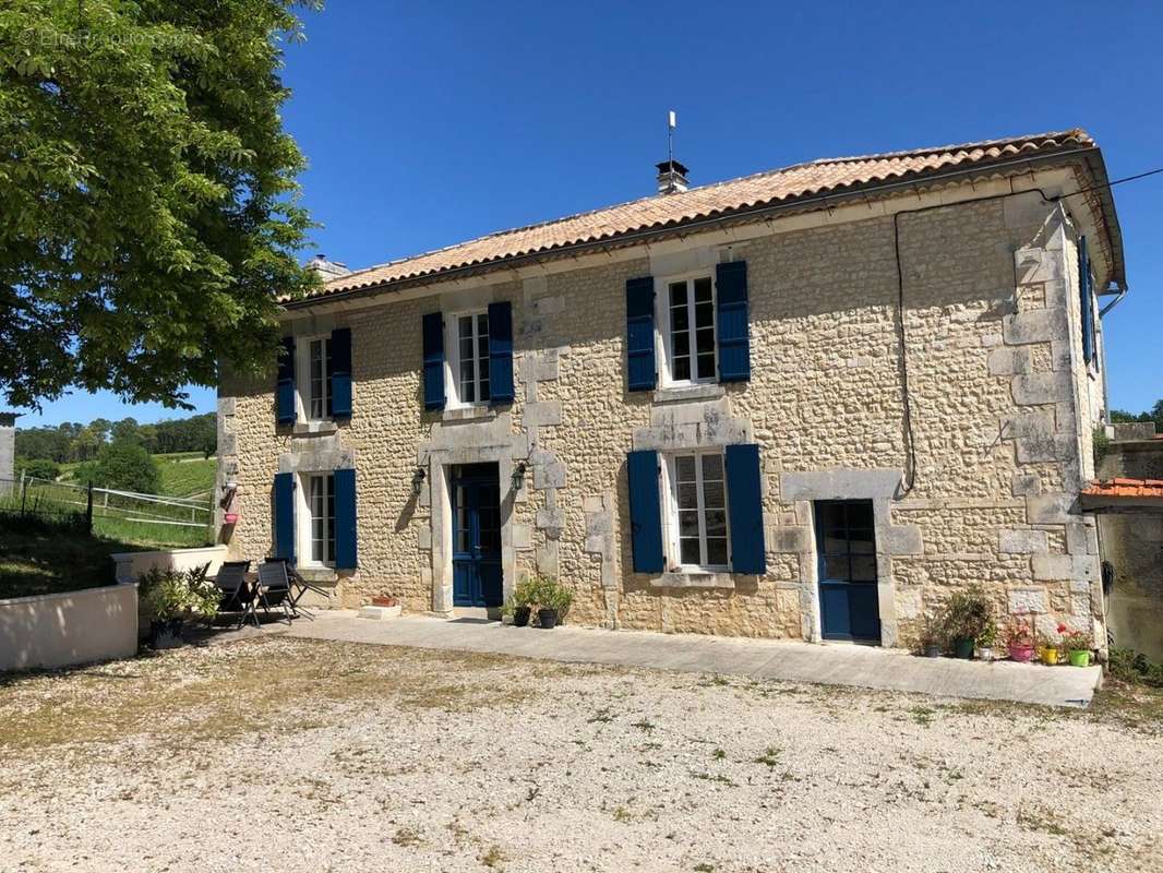 Maison à BONNEUIL