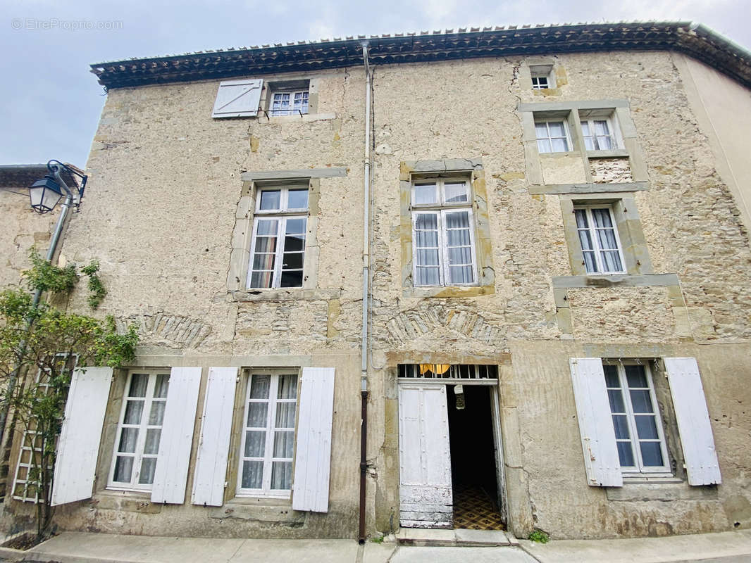 Maison à VILLEGLY