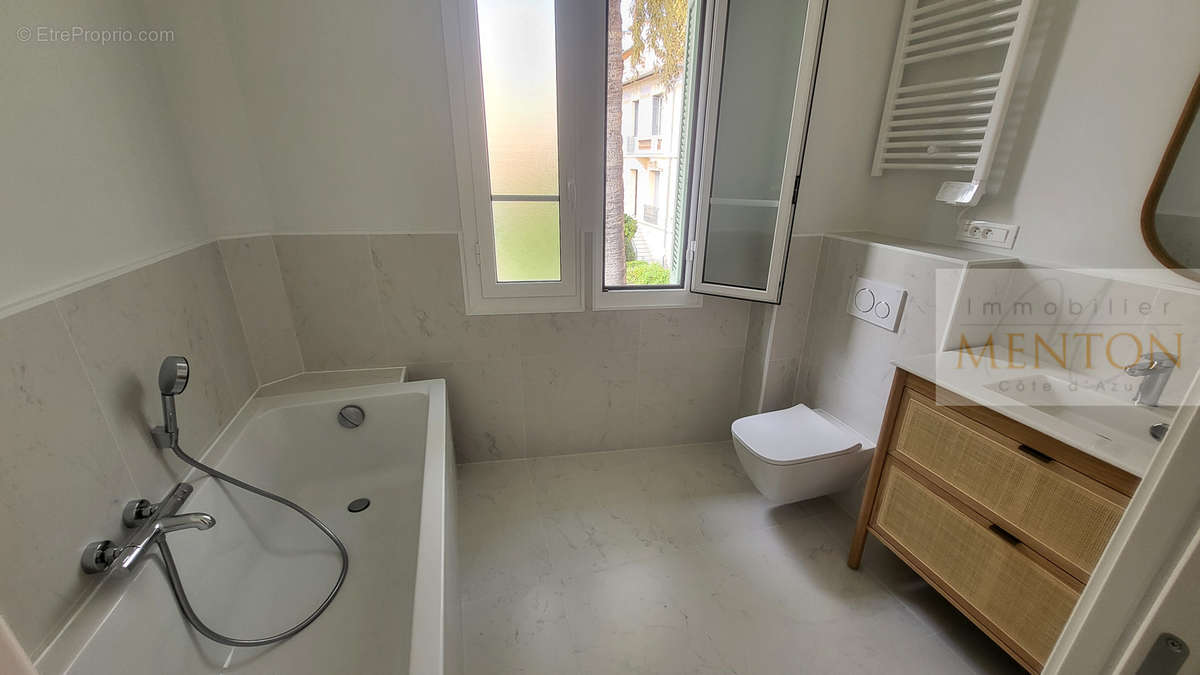 Appartement à MENTON