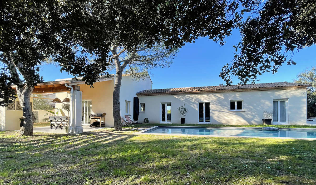 Maison à NIMES