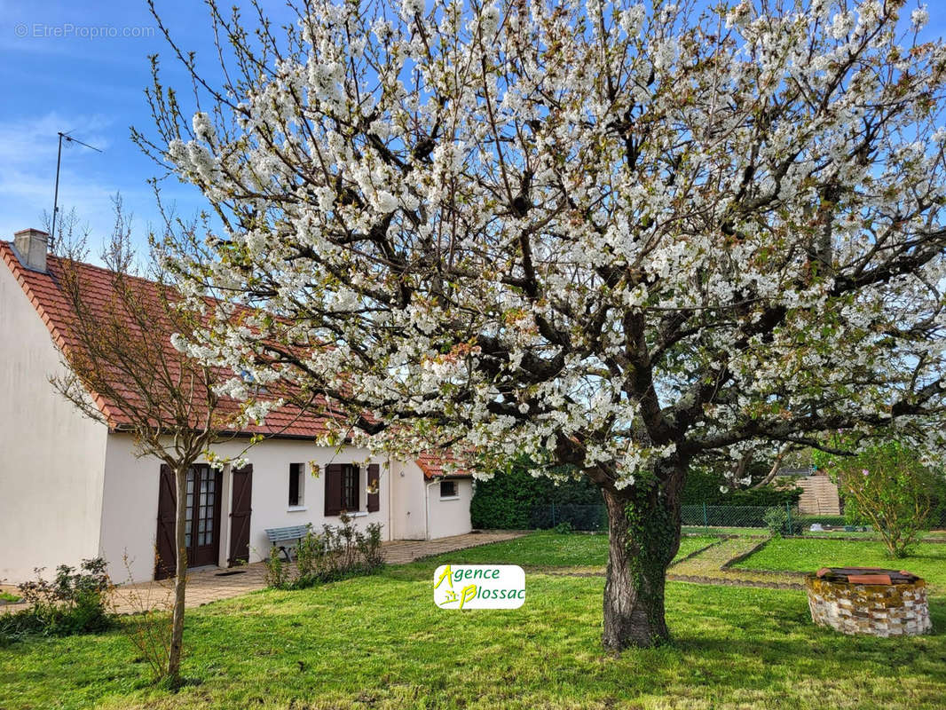 Maison à CHATELLERAULT