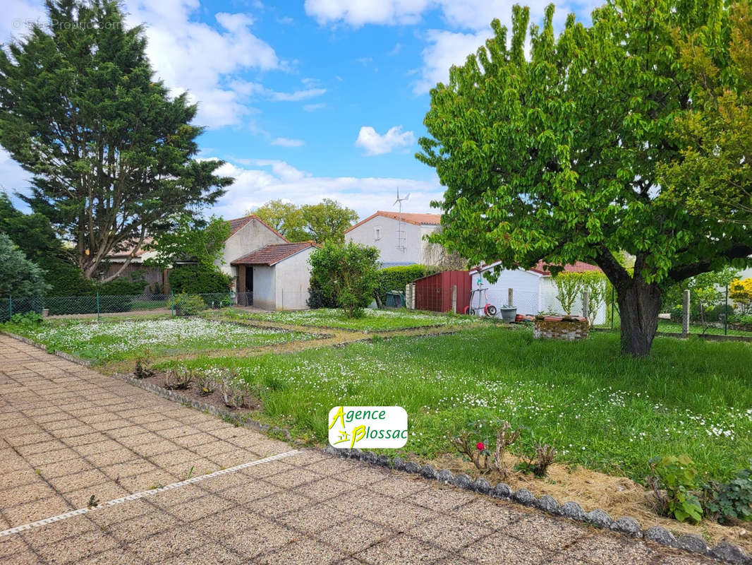 Maison à CHATELLERAULT