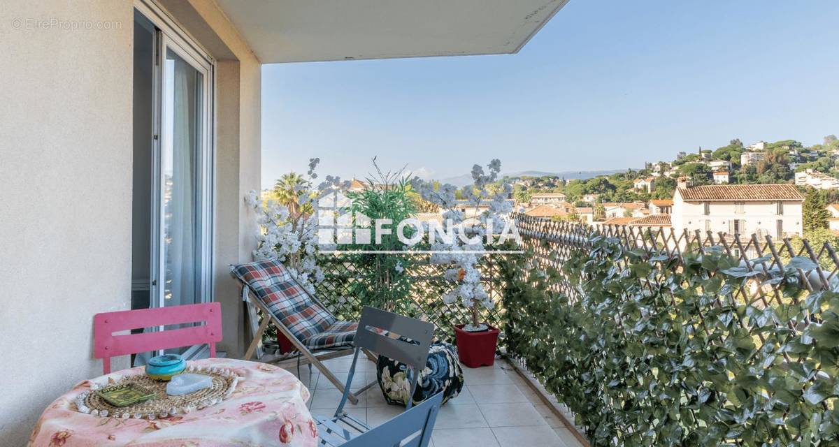 Appartement à CANNES