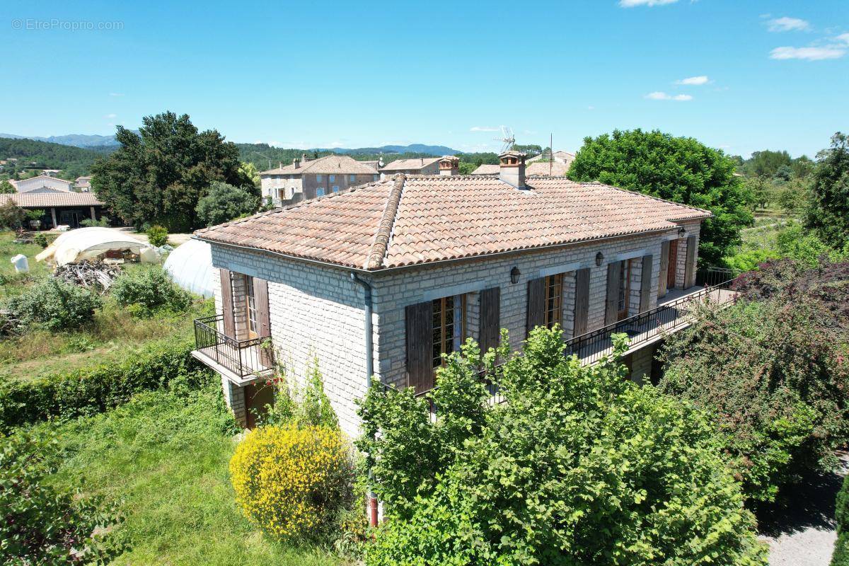 Maison à LAURAC-EN-VIVARAIS