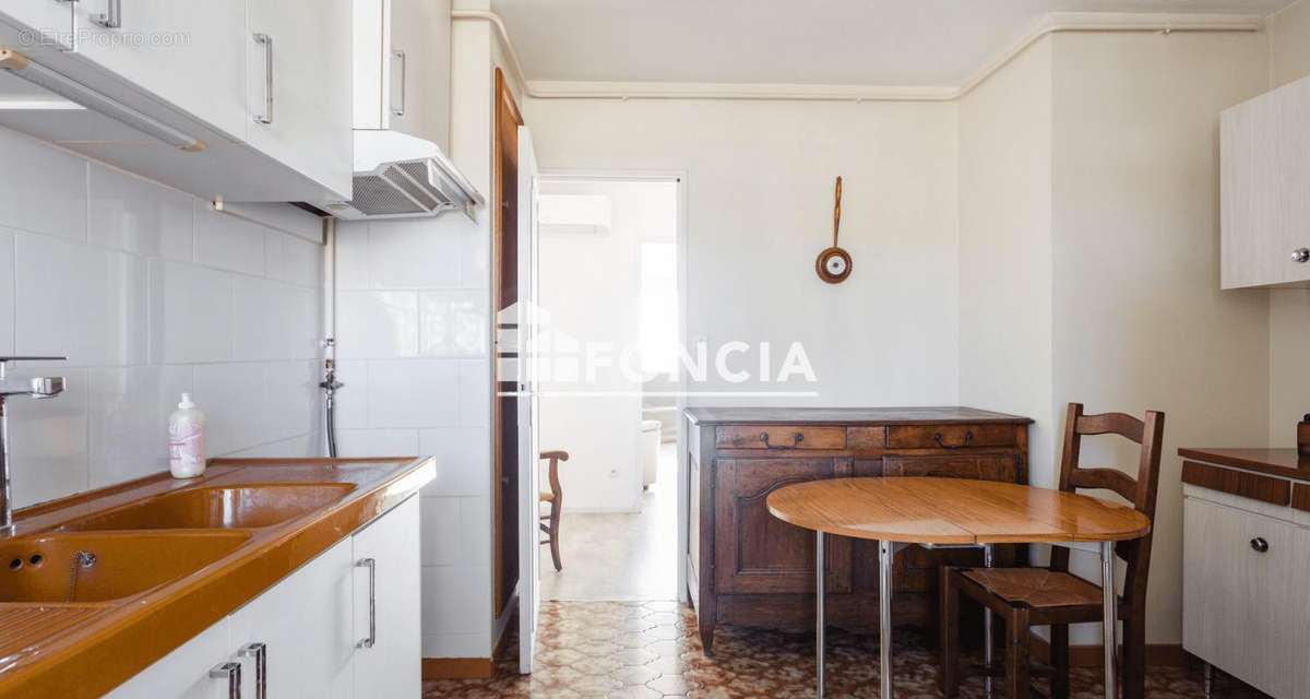 Appartement à SALON-DE-PROVENCE