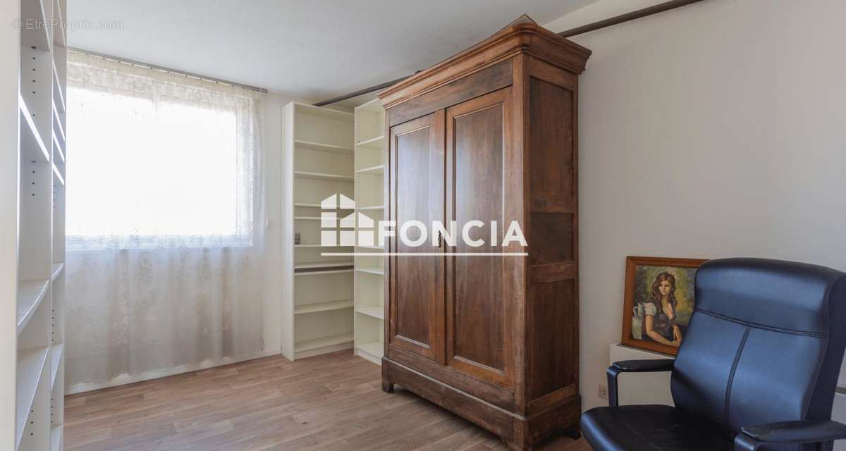 Appartement à SALON-DE-PROVENCE