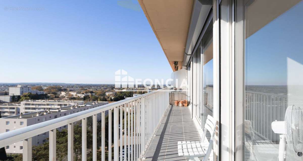 Appartement à SALON-DE-PROVENCE