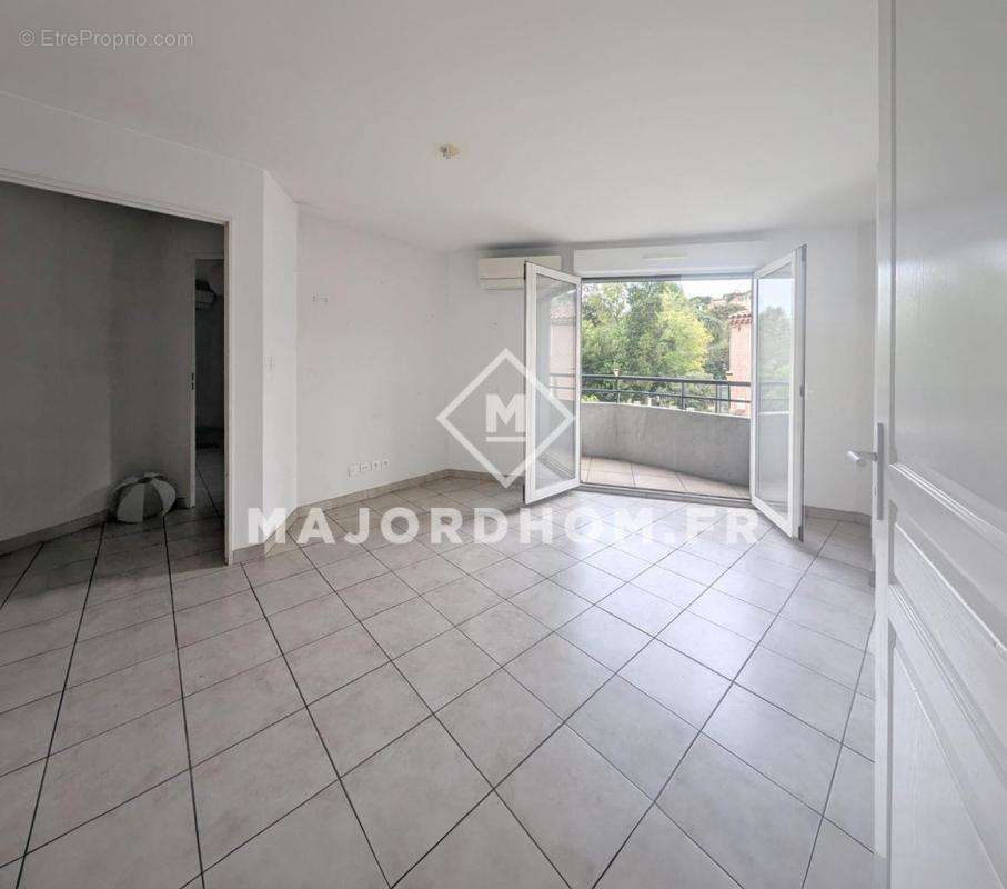 Appartement à MARSEILLE-12E