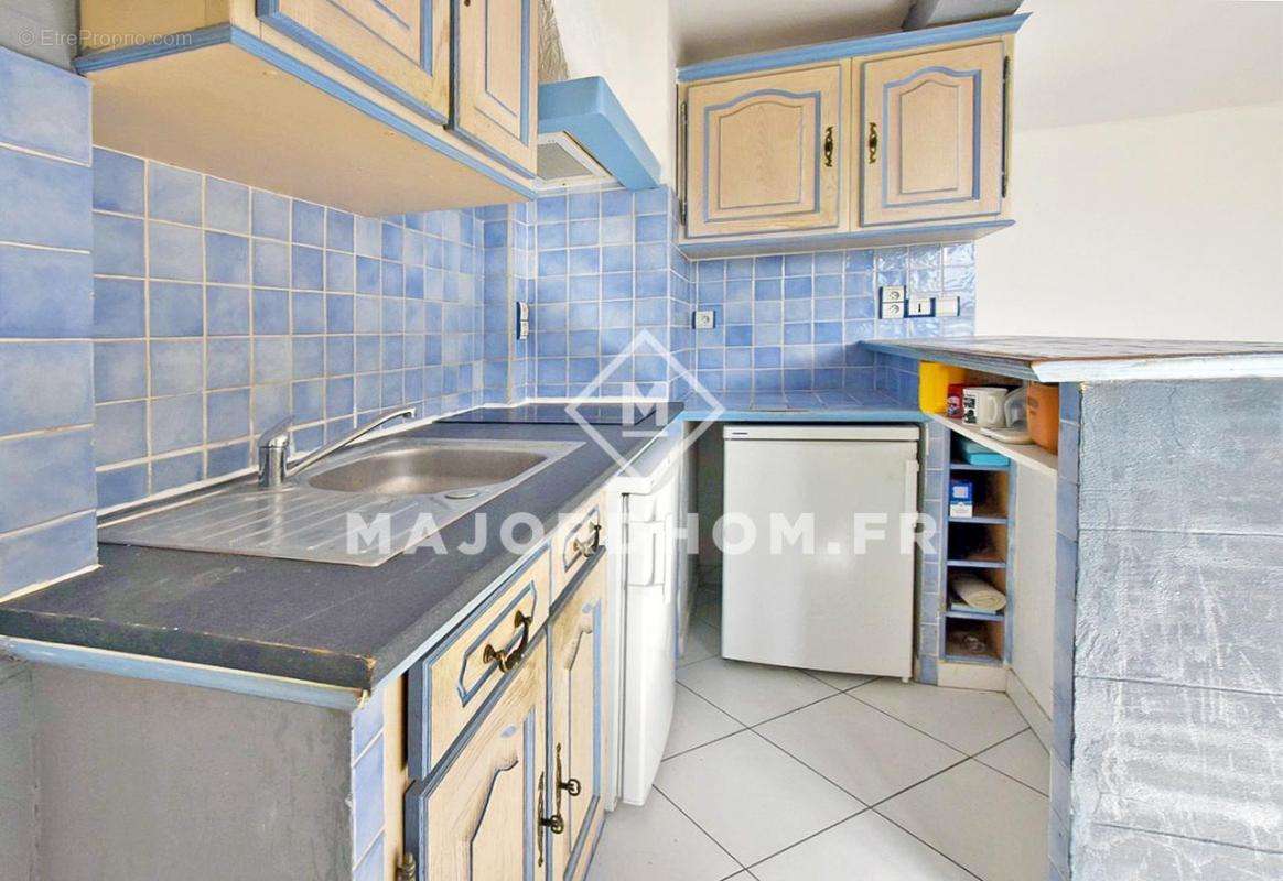 Appartement à MARSEILLE-4E