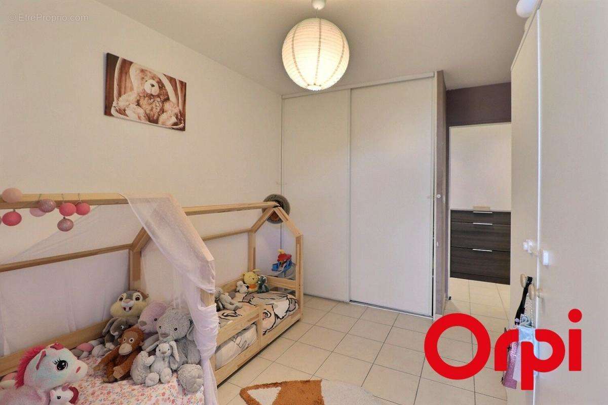 Appartement à MARSEILLE-7E