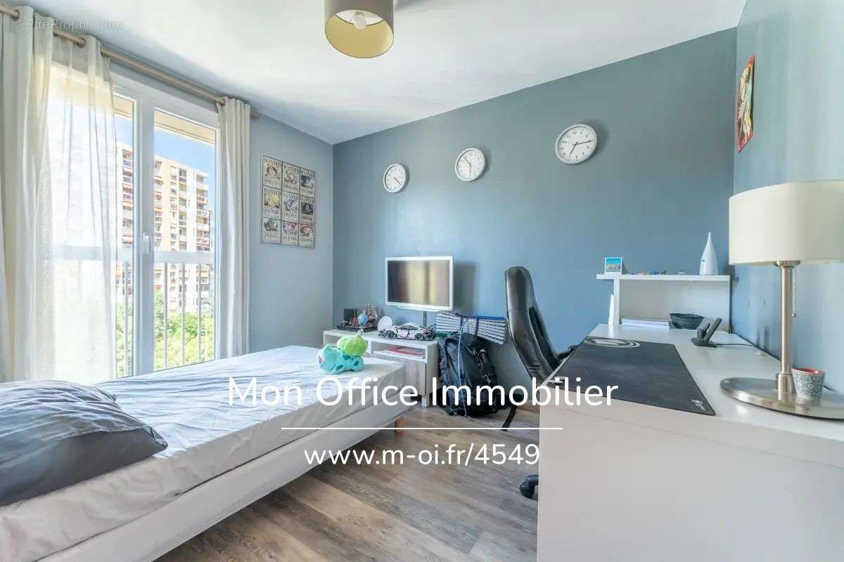 Appartement à MARSEILLE-12E