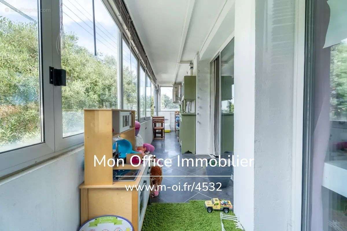 Appartement à MARSEILLE-7E