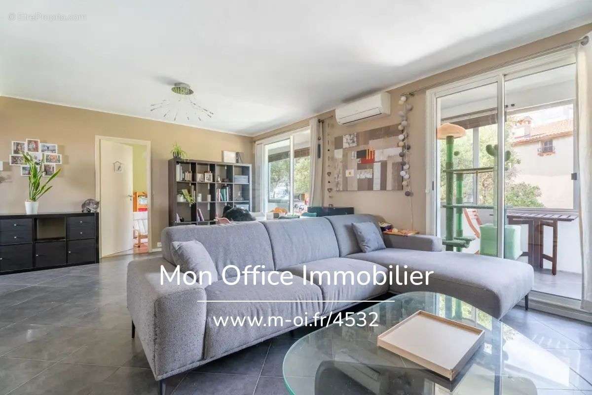 Appartement à MARSEILLE-7E