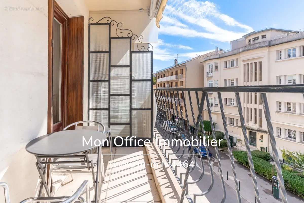 Appartement à AIX-EN-PROVENCE