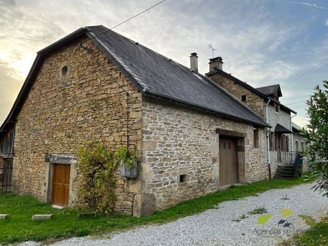 Maison à LE LONZAC