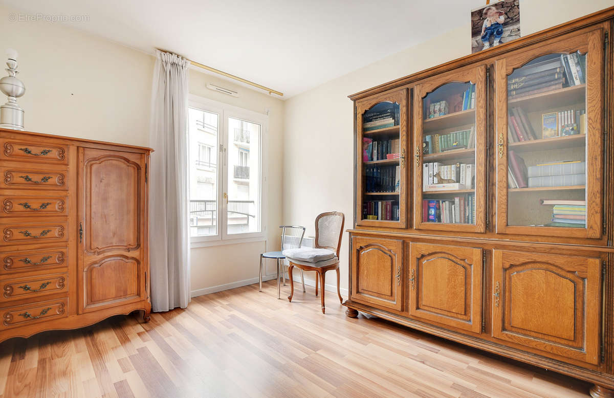 Appartement à PARIS-12E