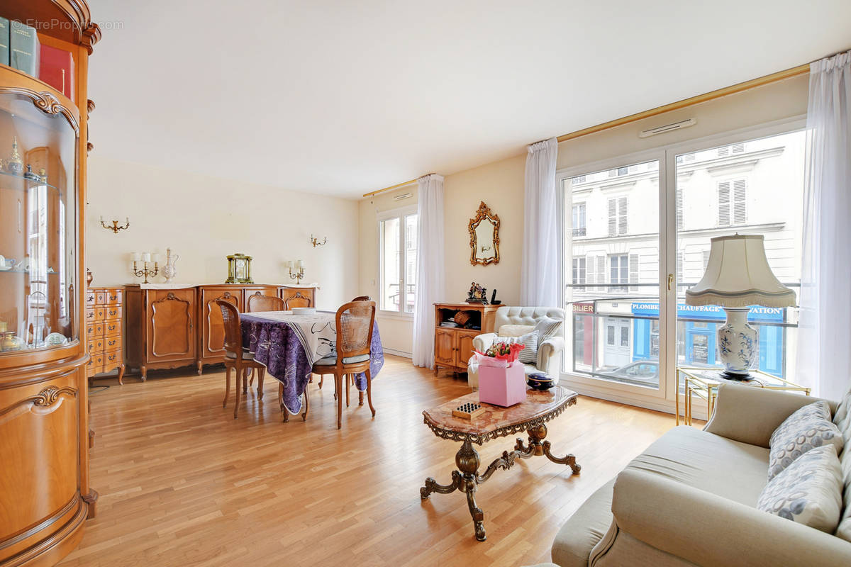 Appartement à PARIS-12E