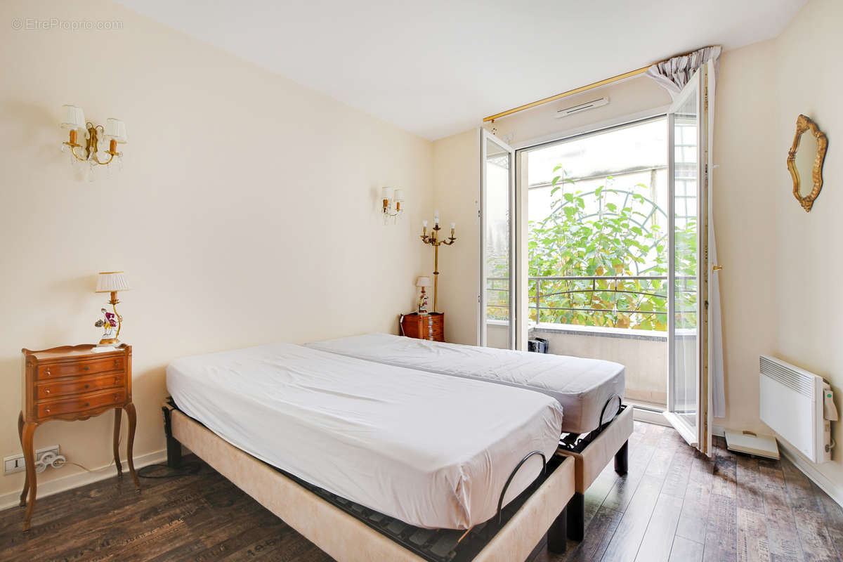 Appartement à PARIS-12E