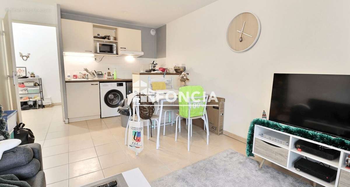 Appartement à SAINT-ETIENNE