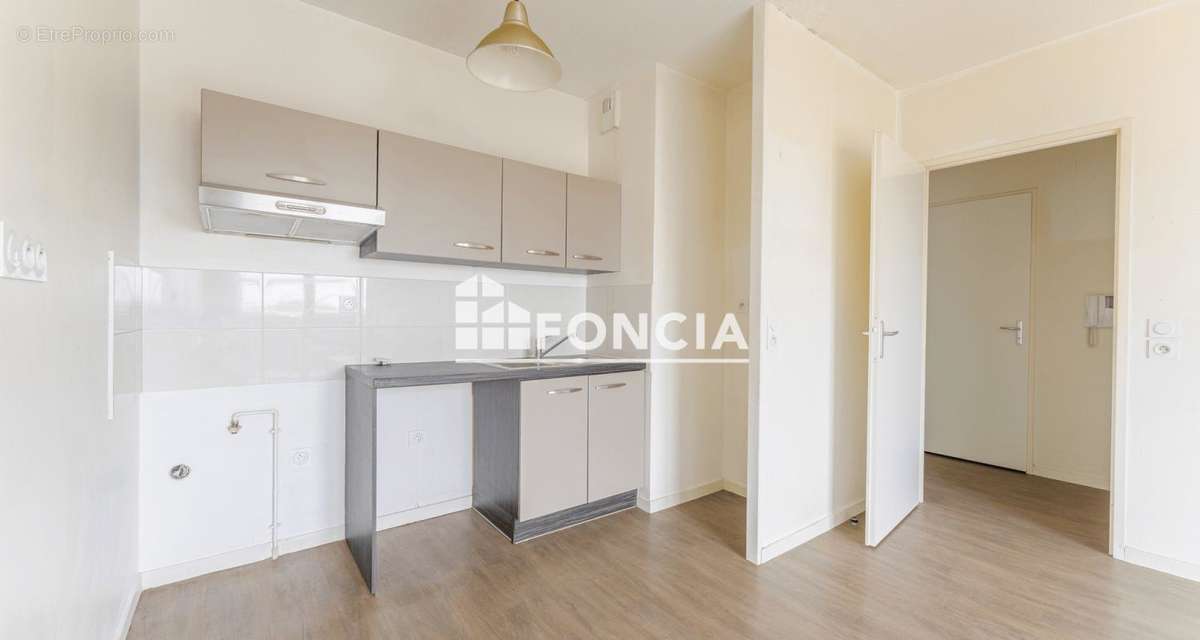 Appartement à LES SORINIERES