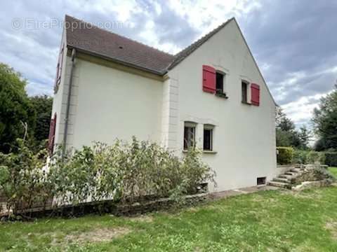 Maison à CHAUMONT-EN-VEXIN