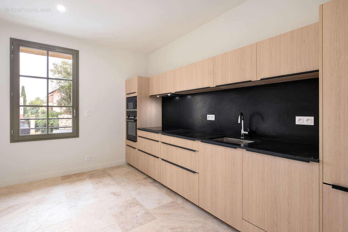 Appartement à UZES