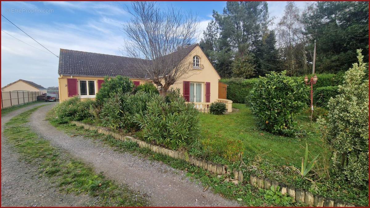 Maison à ROEZE-SUR-SARTHE